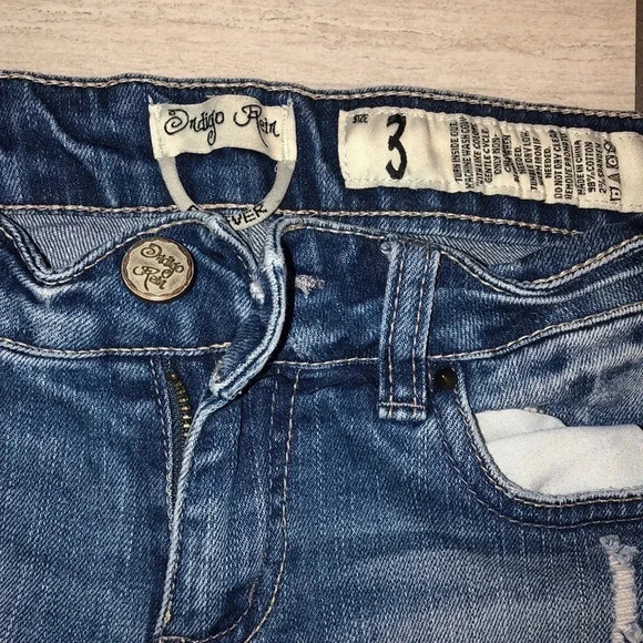 Jean Shorts - Picture 4 of 5